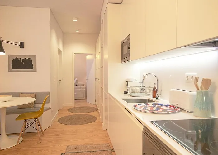 شقة Bairro Alto Charming Bright With Ac Elevator *